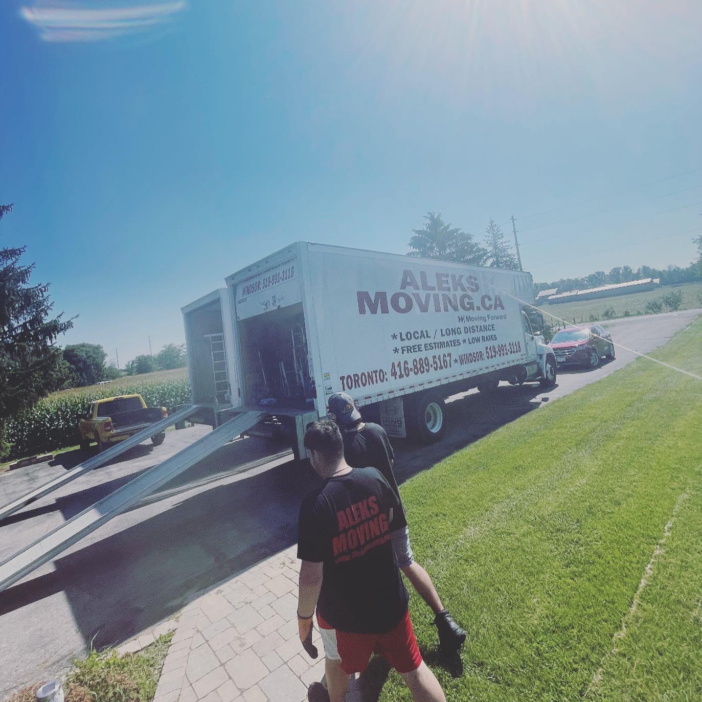 commercial movers Waterloo