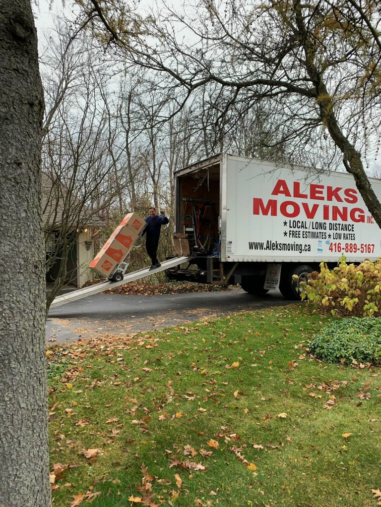 What Makes Us Different From Other Georgetown Moving Companies?