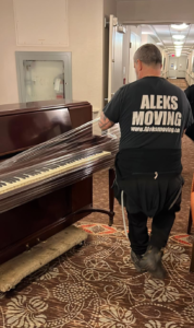 How Much Do Piano Movers Cost