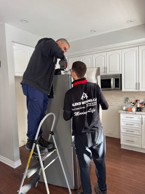 Do Moving Companies Disassemble Furniture? The Top 8 Benefits of Leaving it to the Pros